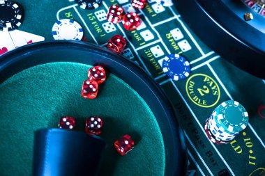 Hand history and results tracking